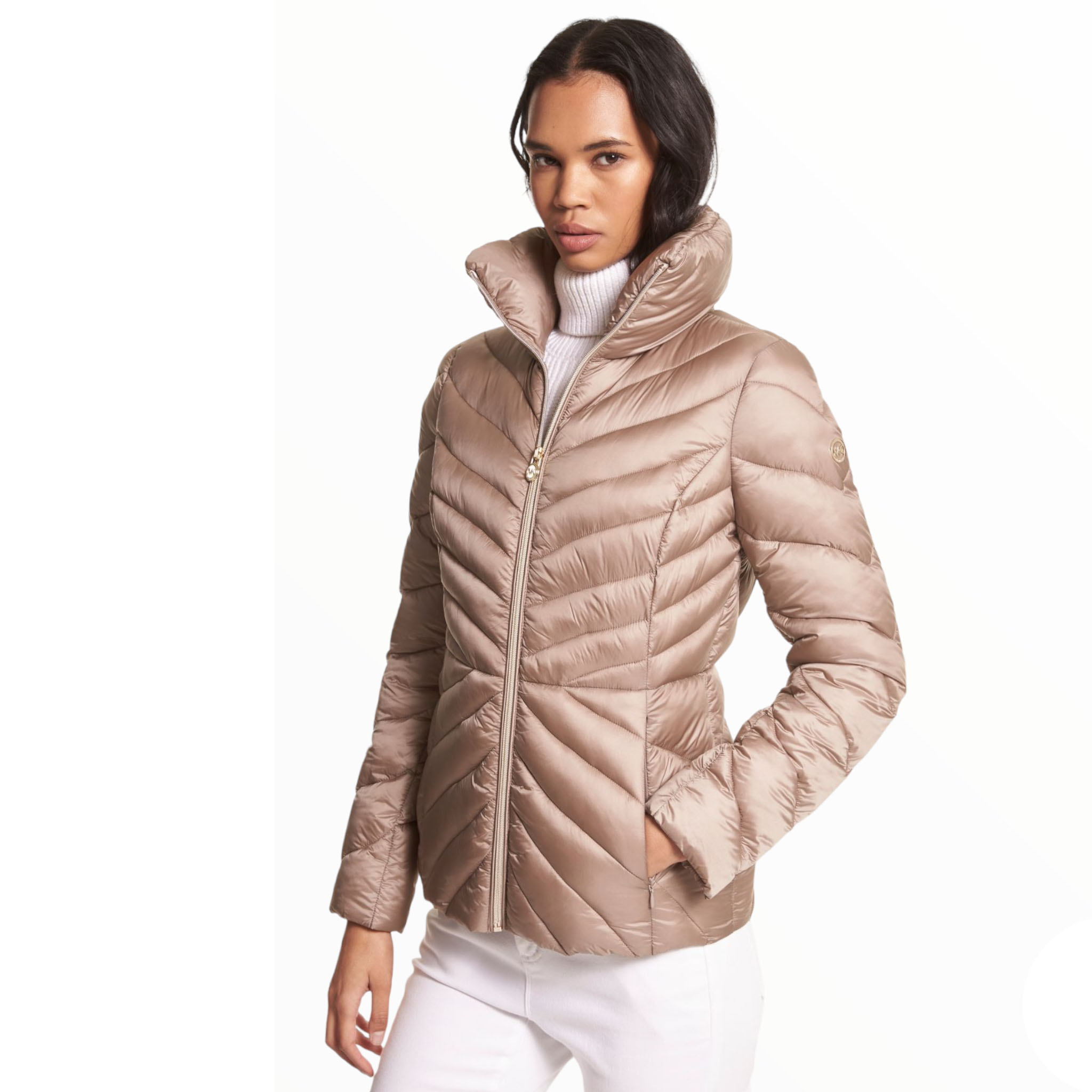 цена Куртка Michael Michael Kors Quilted Nylon Packable Puffer, розовый