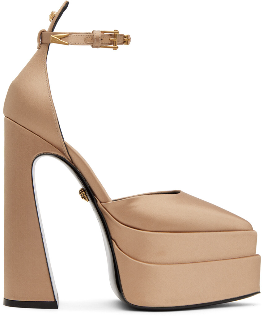 

Бежевые туфли на платформе с острым носом Aevitas Versace