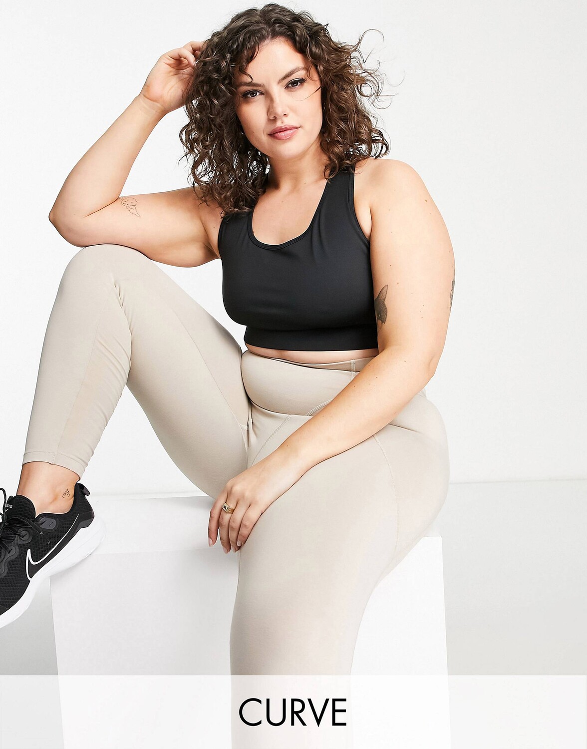 

Спортивный бюстгальтер ASOS 4505 Curve icon
