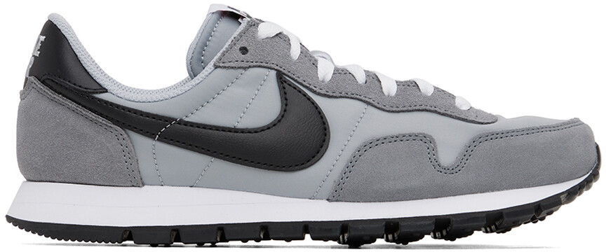 

Серые кроссовки Air Pegasus '83 Nike