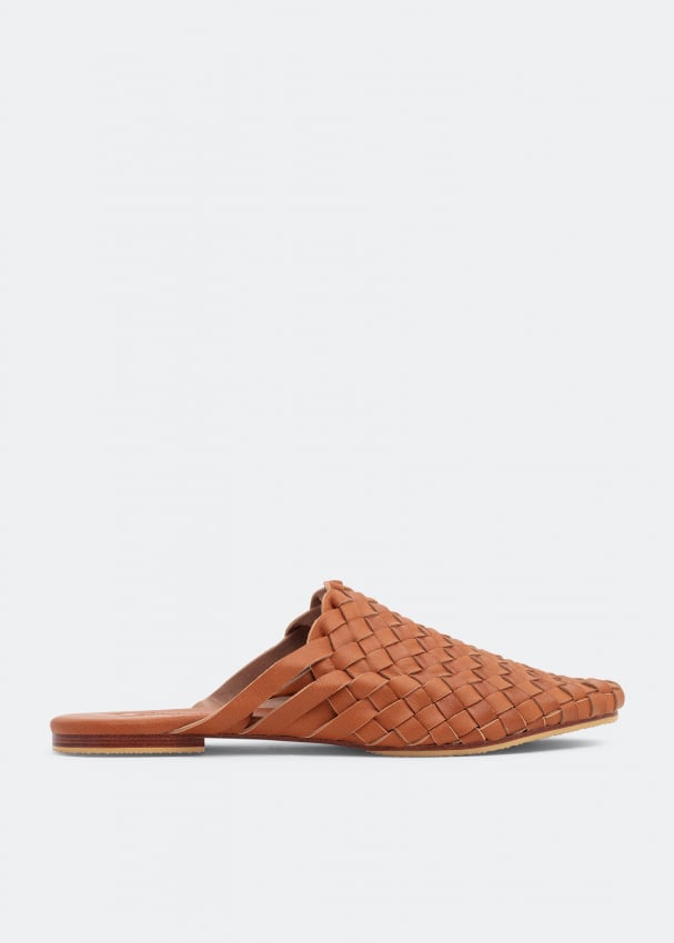 Слиперы CECILEHOB Handwoven leather slippers, коричневый цена и фото