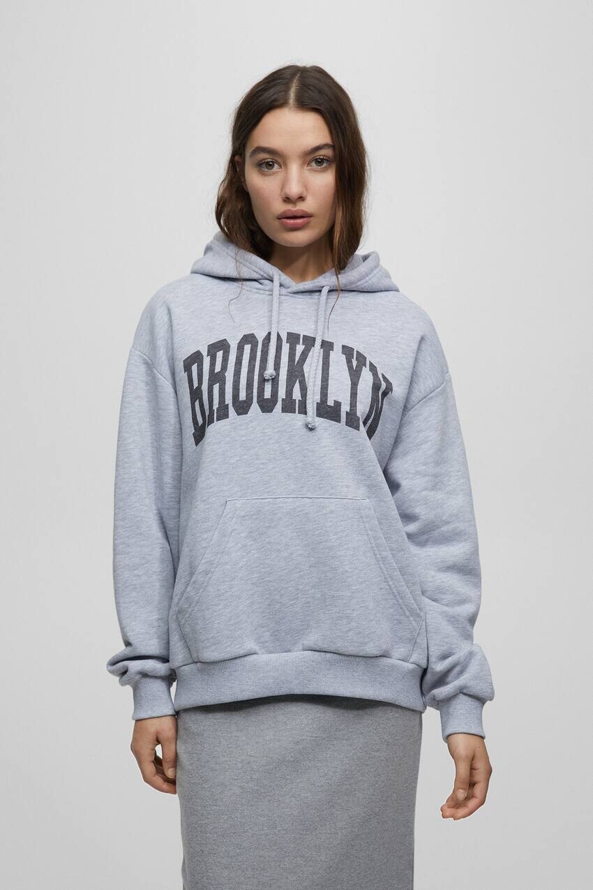 

Худи серого цвета Brooklyn Pull&Bear