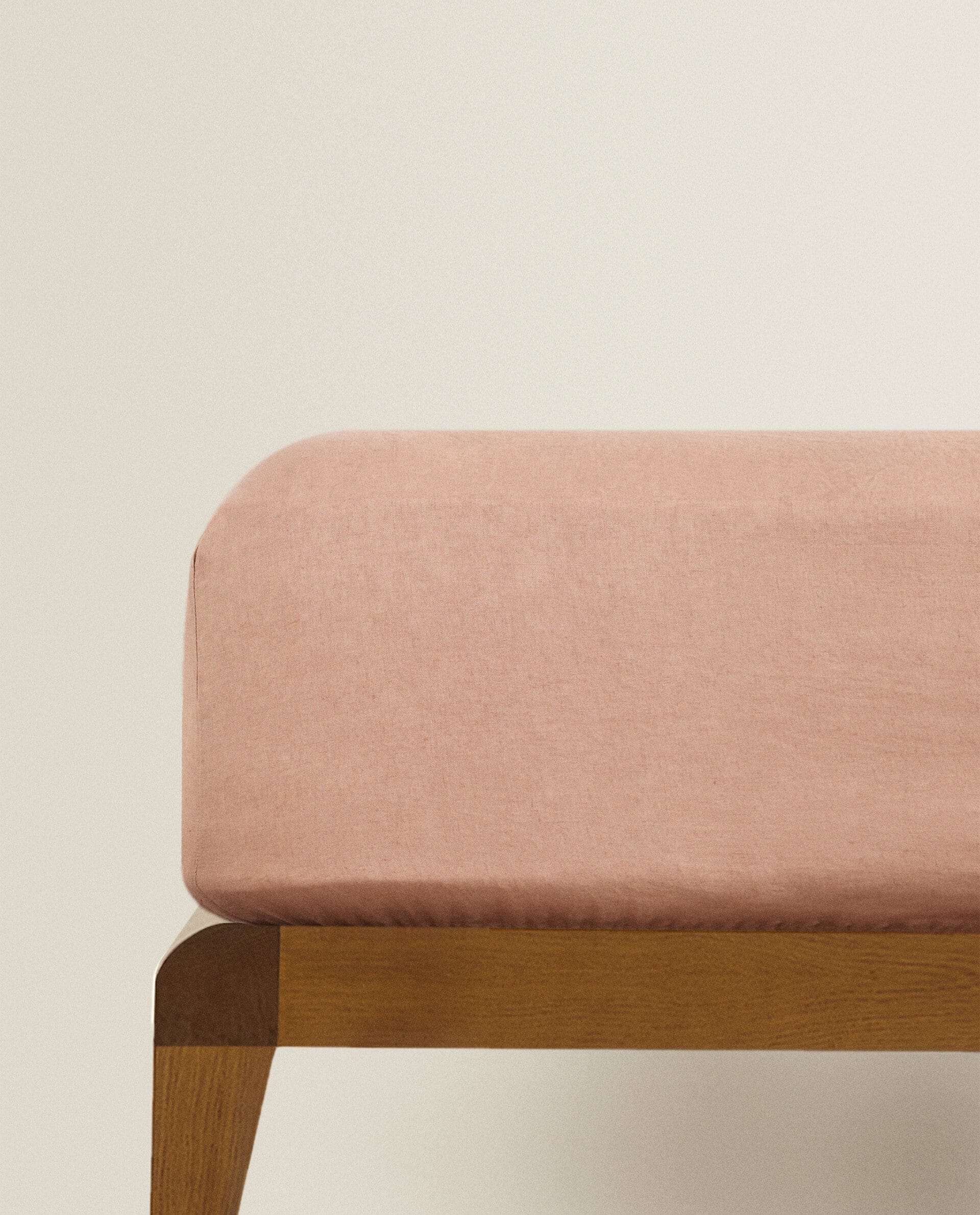 Льняная простыня Zara Home, розовый цена и фото