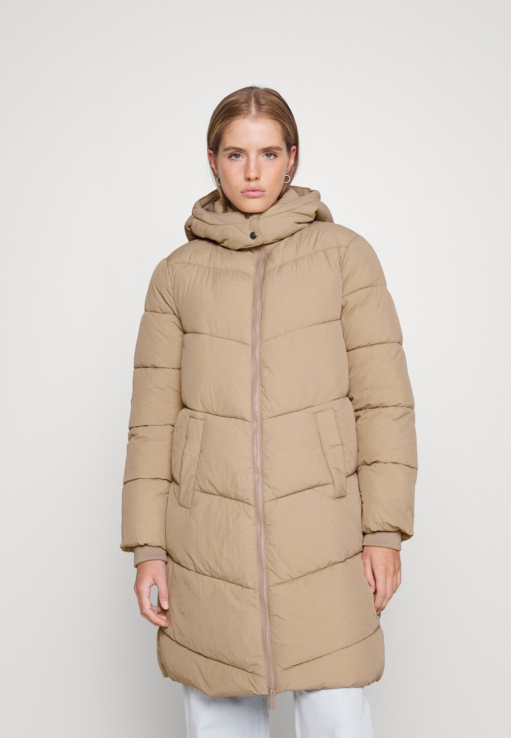 Пальто зимнее Pieces Petite, серый