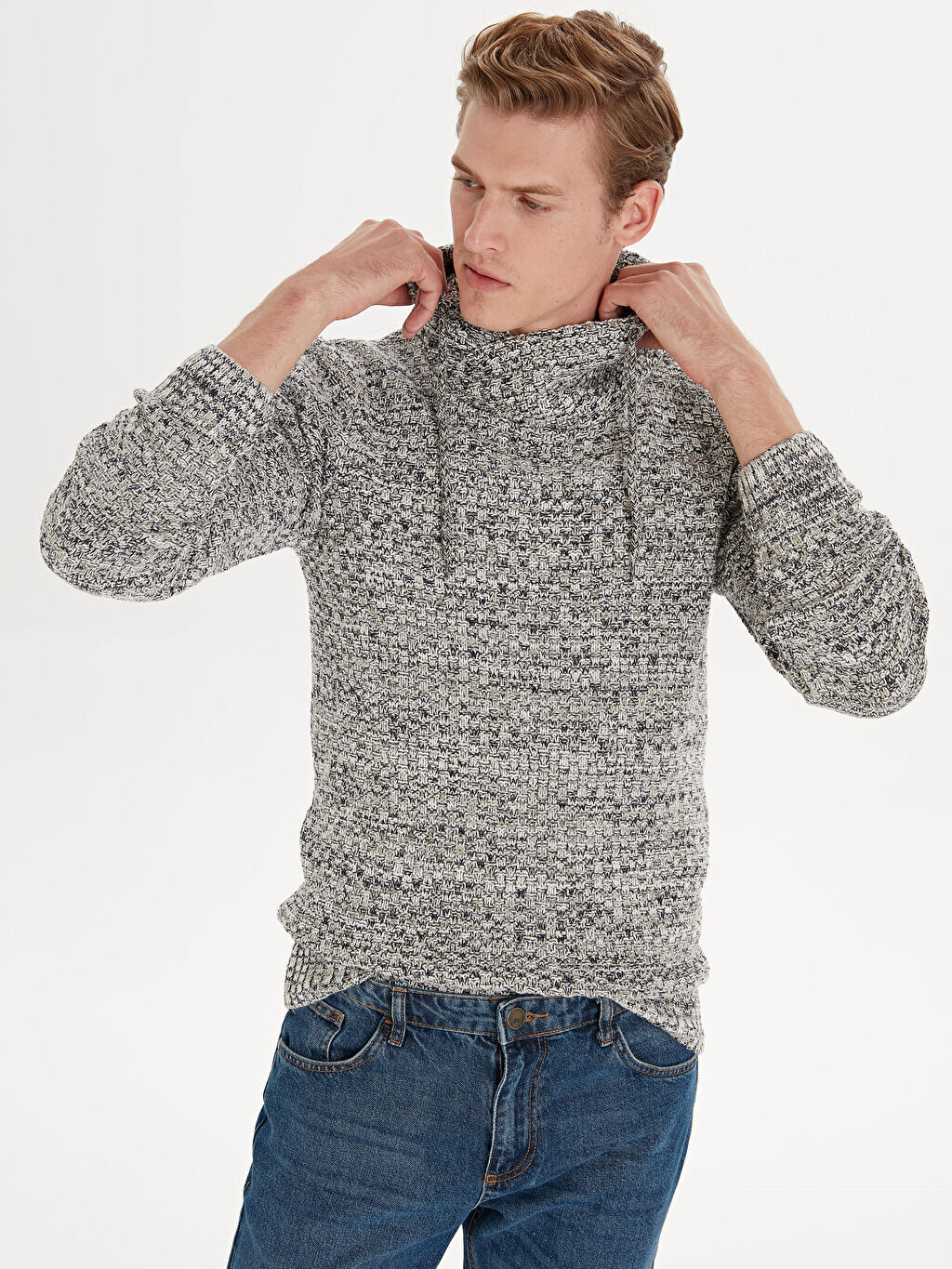 

Мужской свитер LCW Casual
