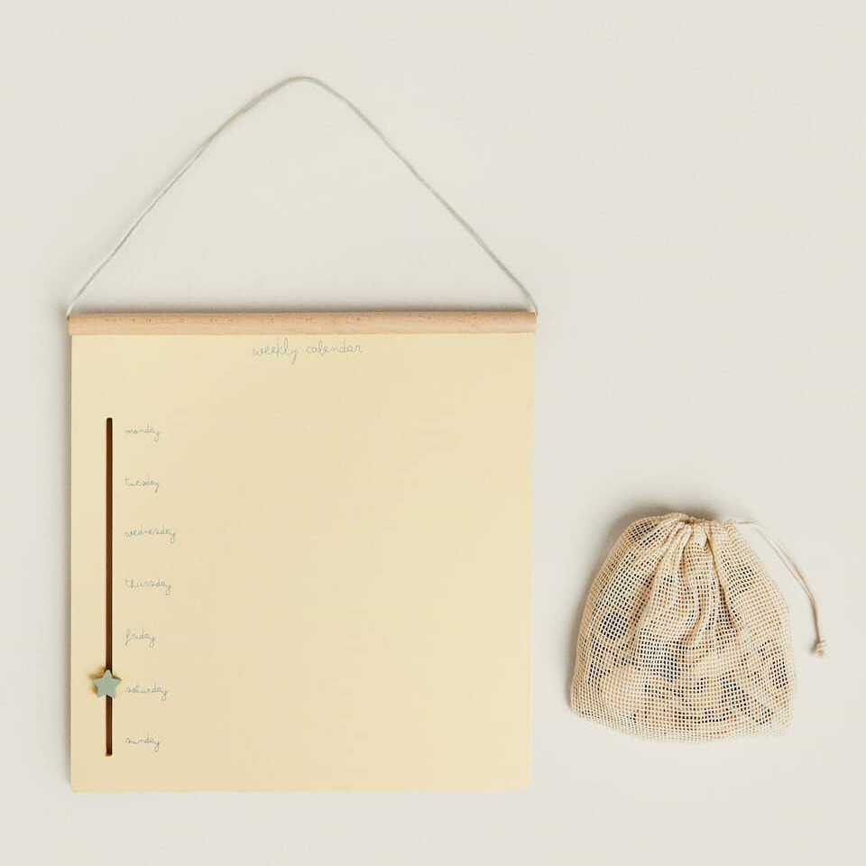 

Еженедельный календарь Zara Home, дерево