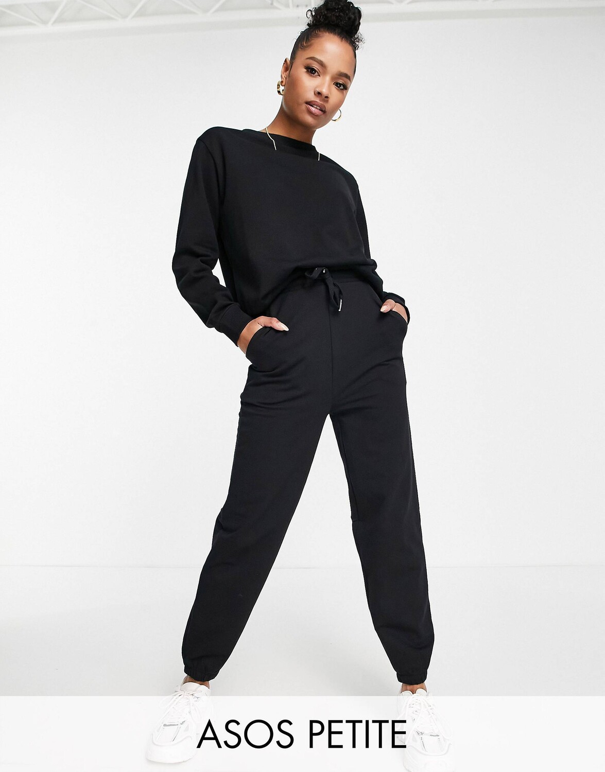 

Черные джоггеры облегающего кроя ASOS DESIGN Petite - BLACK, Черный