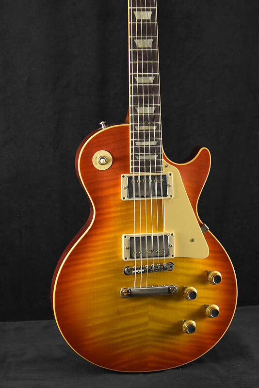 

Gibson Custom Shop 1960 Les Paul Standard Orange Lemon Fade Murphy Lab Ultra Light Aged Custom Shop 1960 Les Paul Standard Orange Lemon Fade Murphy L...