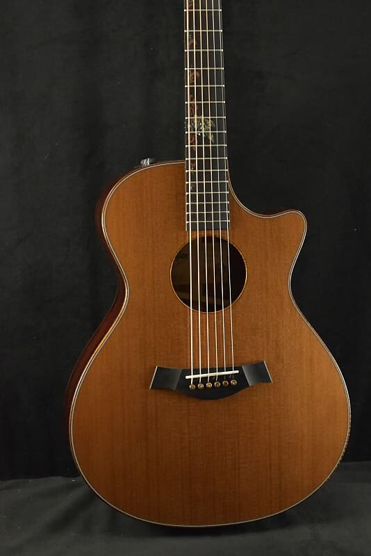 

Taylor Custom Grand Concert Catch # 2 Cocobolo / Sinker Redwood Custom Grand Concert Catch #2 Cocobolo/Sinker Redwood