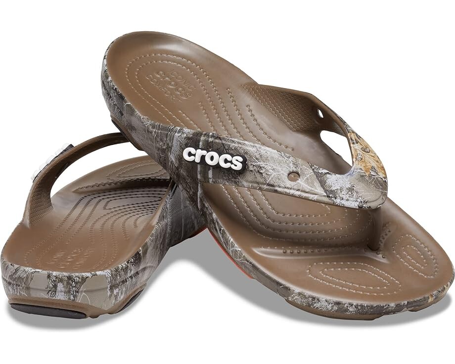 

Сандалии Crocs Classic At Realtree Edge Flip, цвет Walnut