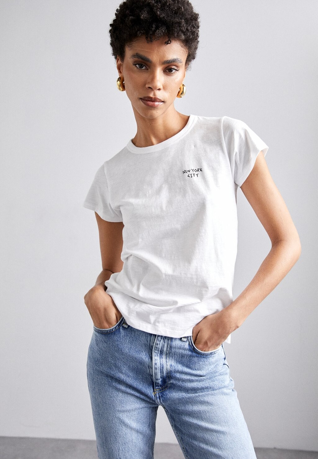

Футболка с принтом Tee rag & bone, белый