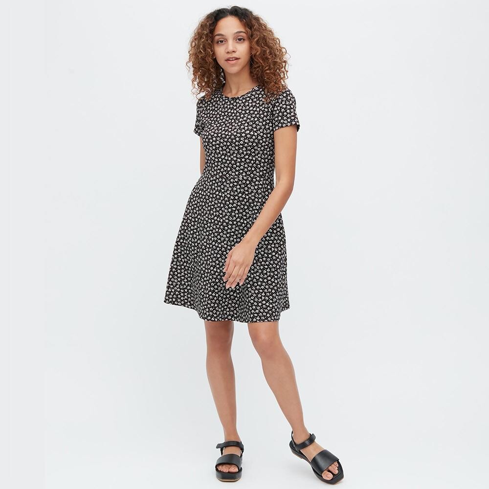 

Платье Uniqlo, черный