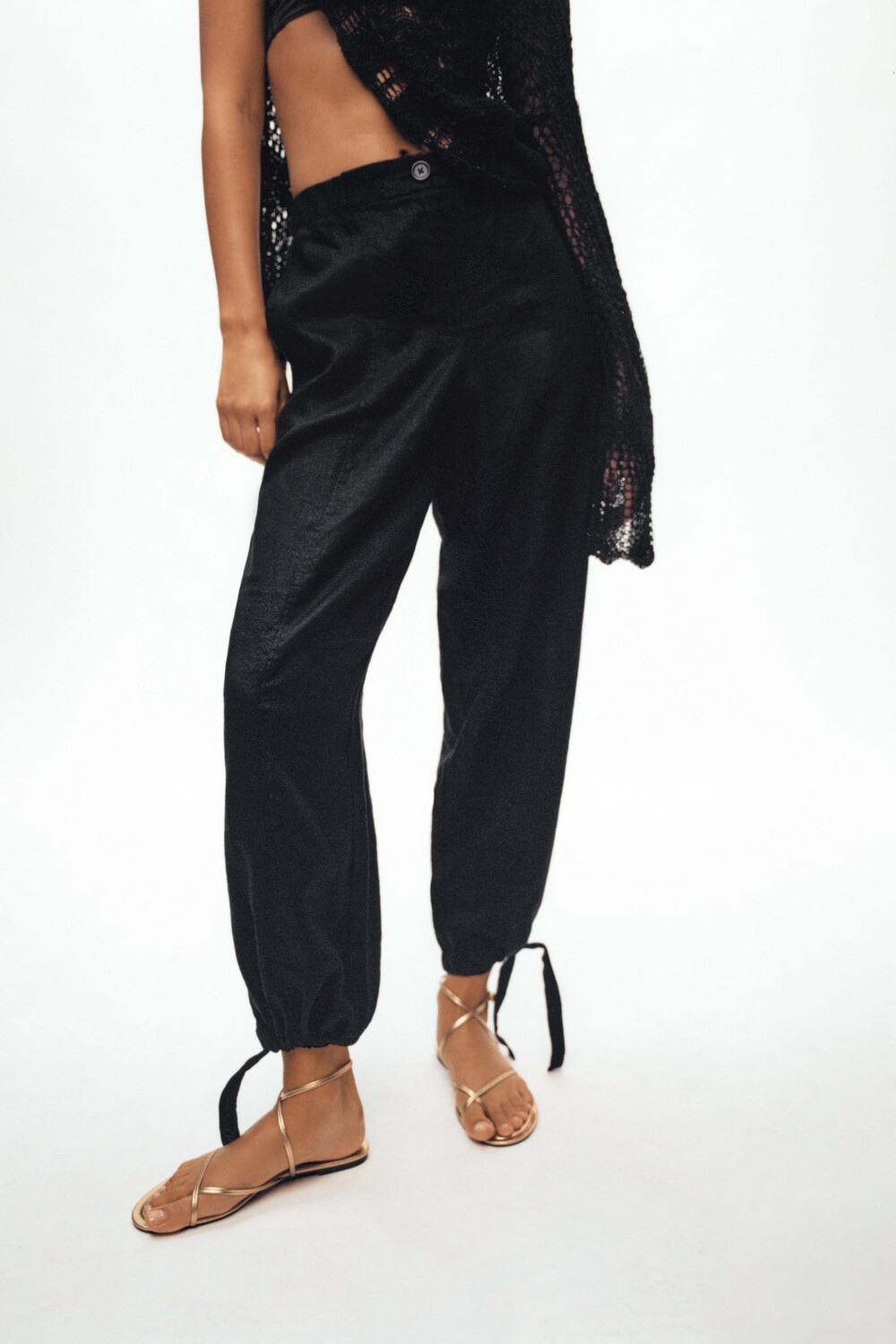

Льняные брюки с завязками Zara, черный