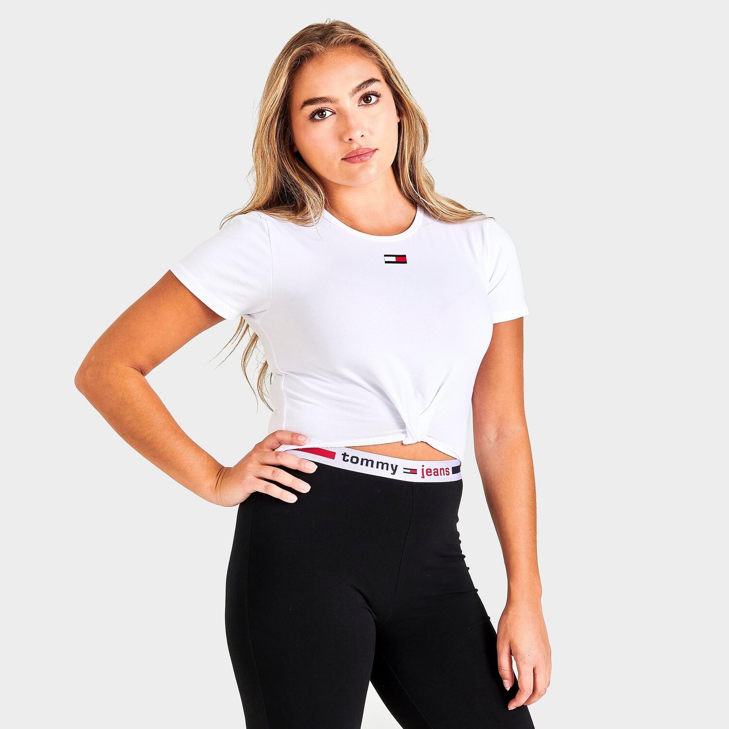 

Женская футболка Tommy Jeans с перекрученным краем Tommy Hilfiger, белый