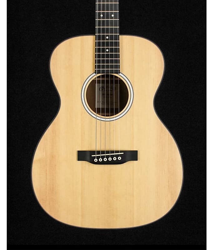 

Акустическая гитара серии 000Jr-10 Junior Martin Martin 000Jr-10 Junior Series Guitar