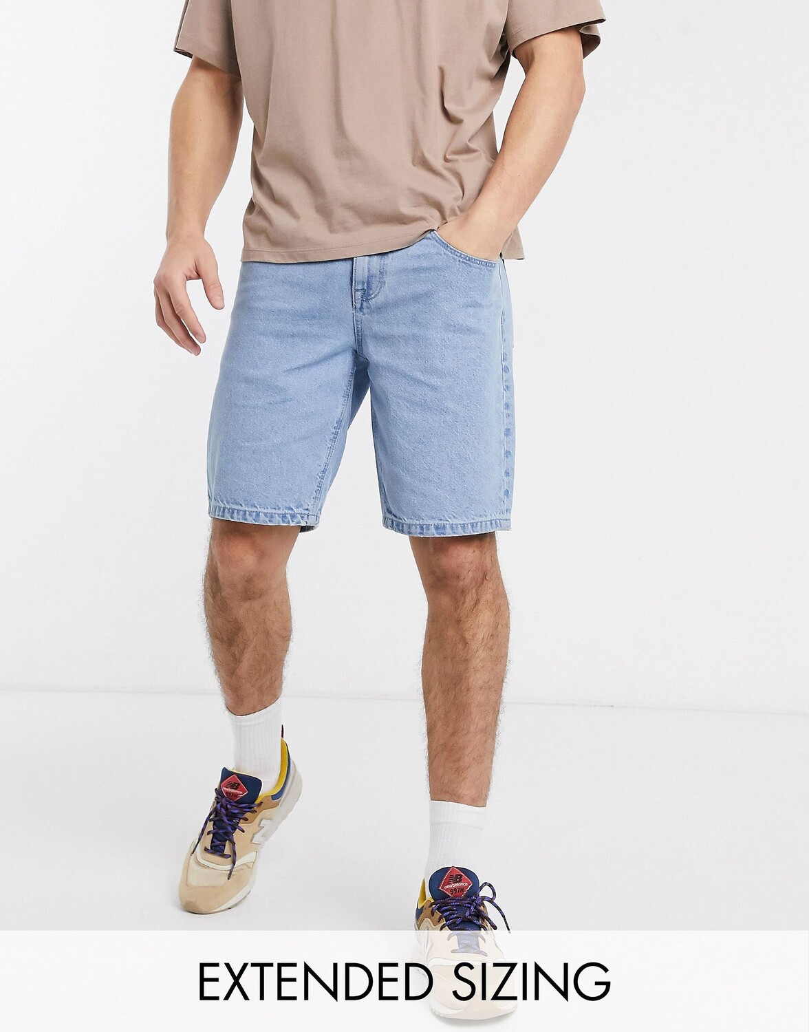 

Светло-синие узкие джинсовые шорты ASOS DESIGN