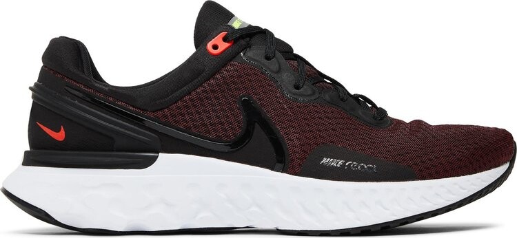 

Кроссовки Nike React Miler 3 'Black Siren Red', черный