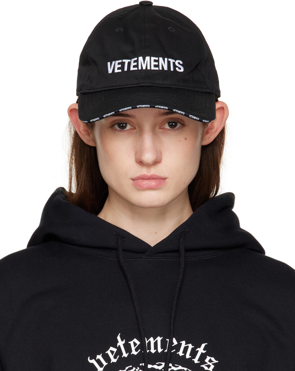 

Черная легендарная кепка VETEMENTS