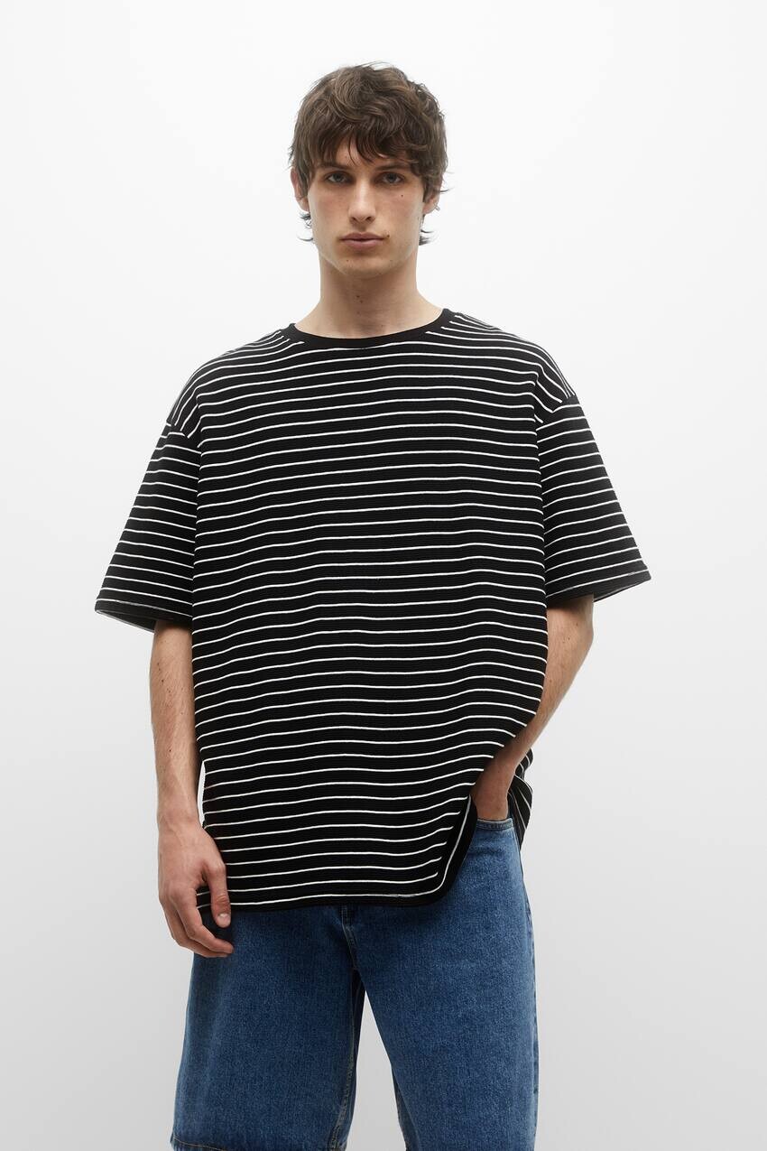 

Трикотажный топ в полоску Pull&Bear, черный