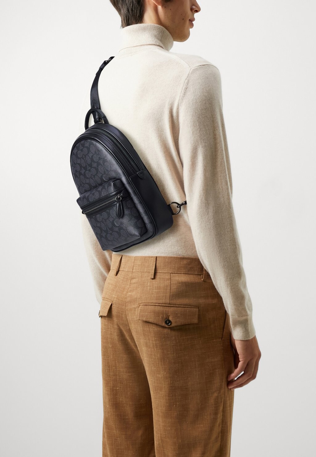 

Рюкзак CHARTER PACK IN SIGNATURE Coach, цвет charcoal