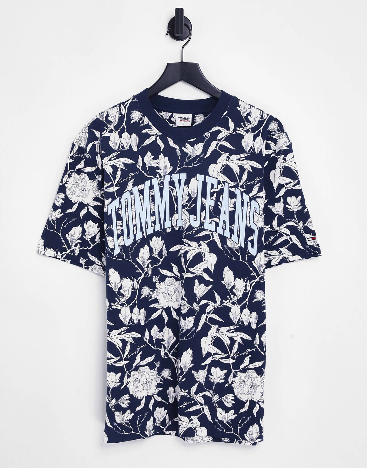 

Темно-синяя хлопковая футболка с цветочным принтом Tommy Jeans - NAVY