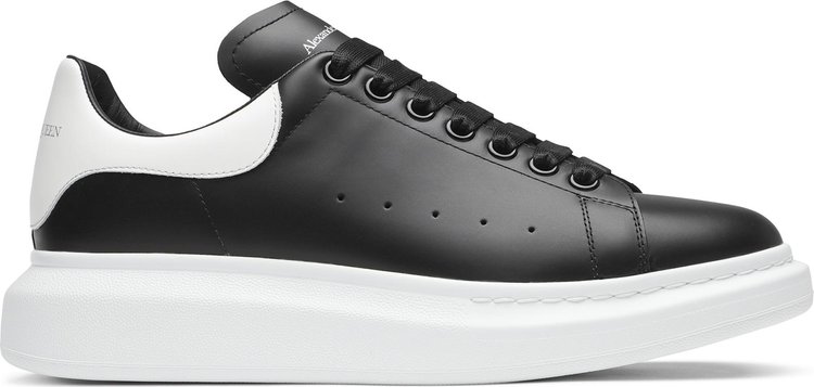 

Кроссовки Alexander McQueen Oversized Sneaker Black White 2019, черный