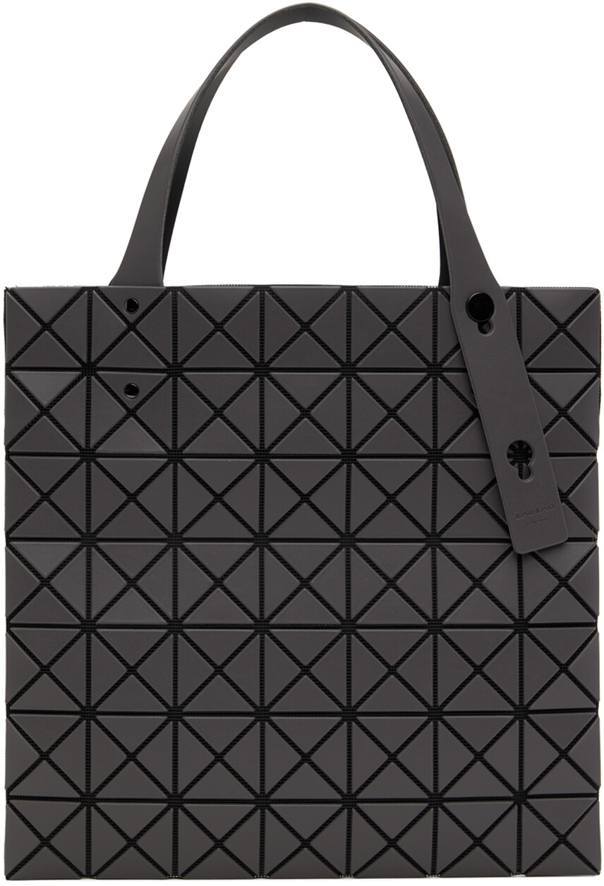 

Серая объемная сумка Prism Bao Bao Issey Miyake