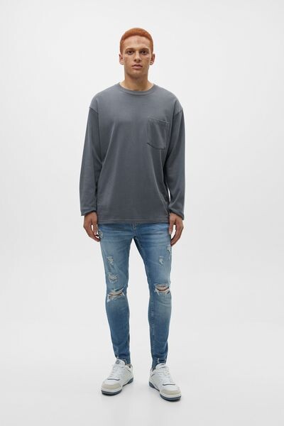 

Джинсы скинни с рваными деталями PULL&BEAR