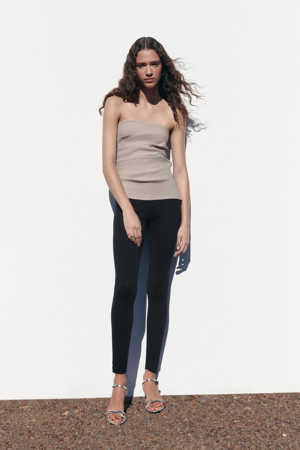 

Леггинсы в ребручку ZARA, черный