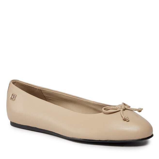 

Балетки Tommy Hilfiger EssentialLeather Ballerina, бежевый