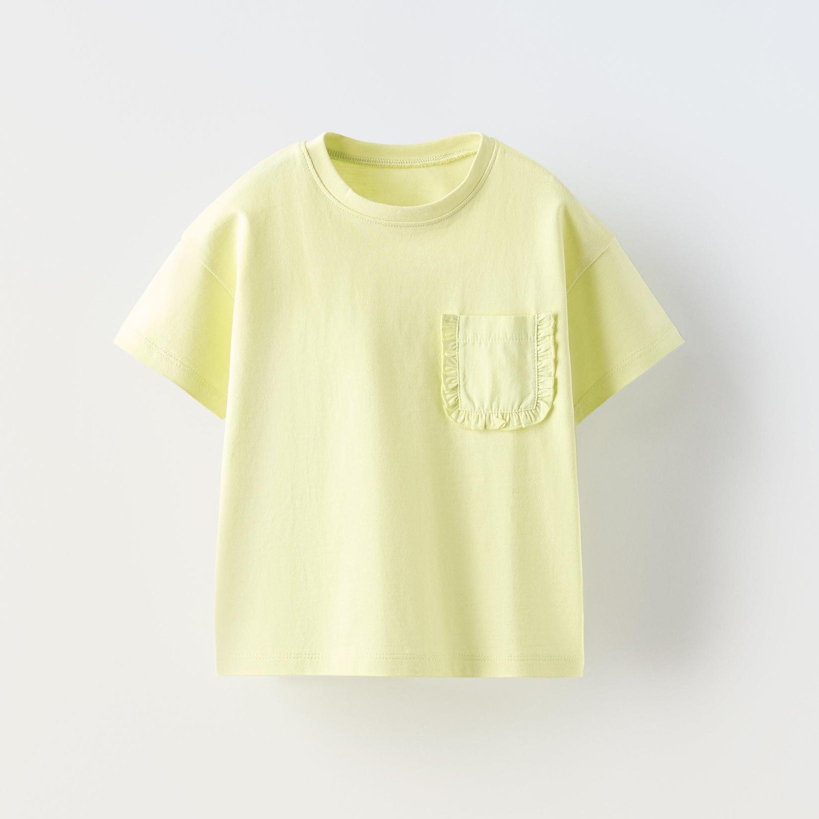 Футболка Zara Summer Camp Plain Pocket, желто-зеленый женское платье макси с коротким рукавом фонариком круглым вырезом и оборками