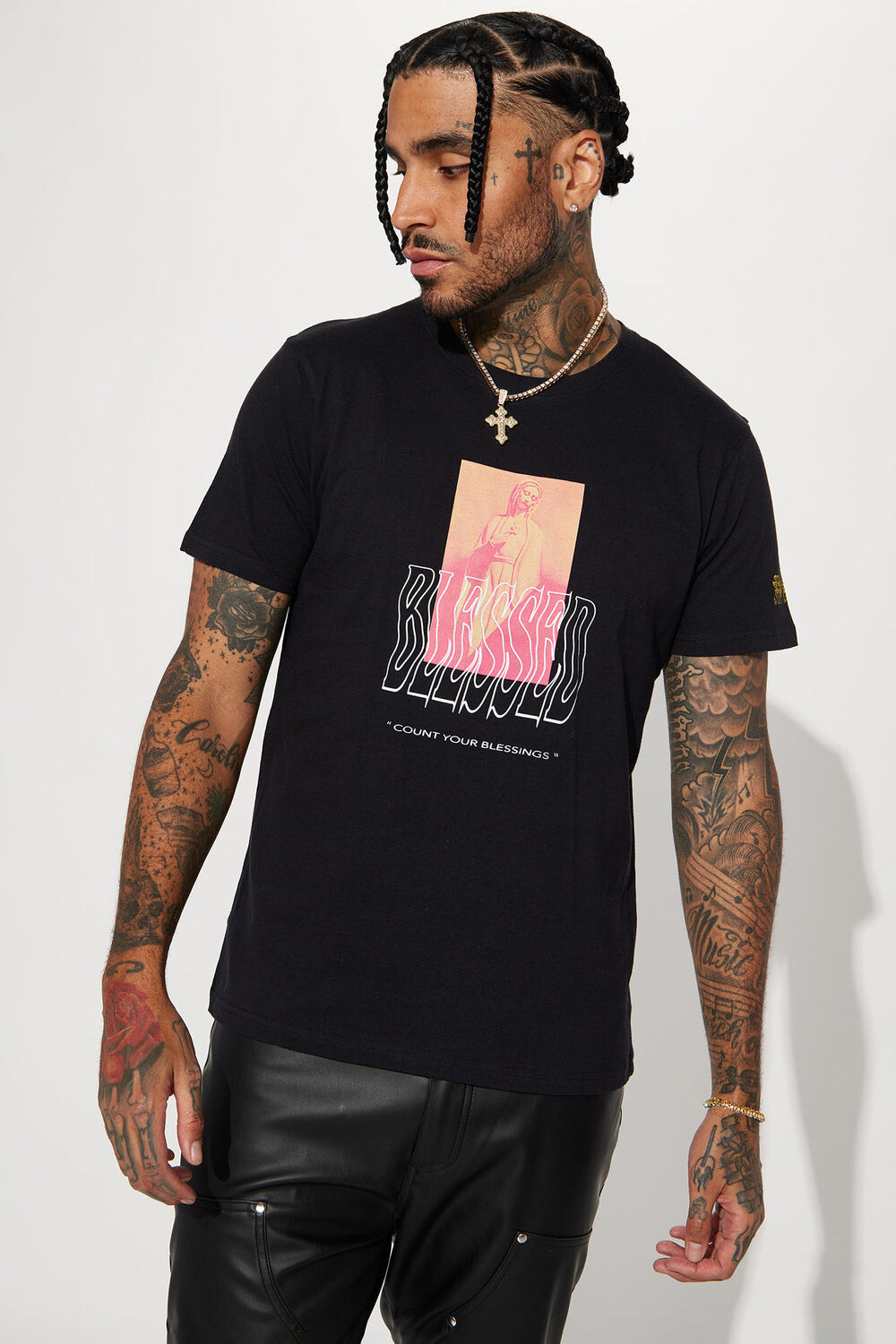 

Футболка Fashion Nova BTMB724FNJ, черный