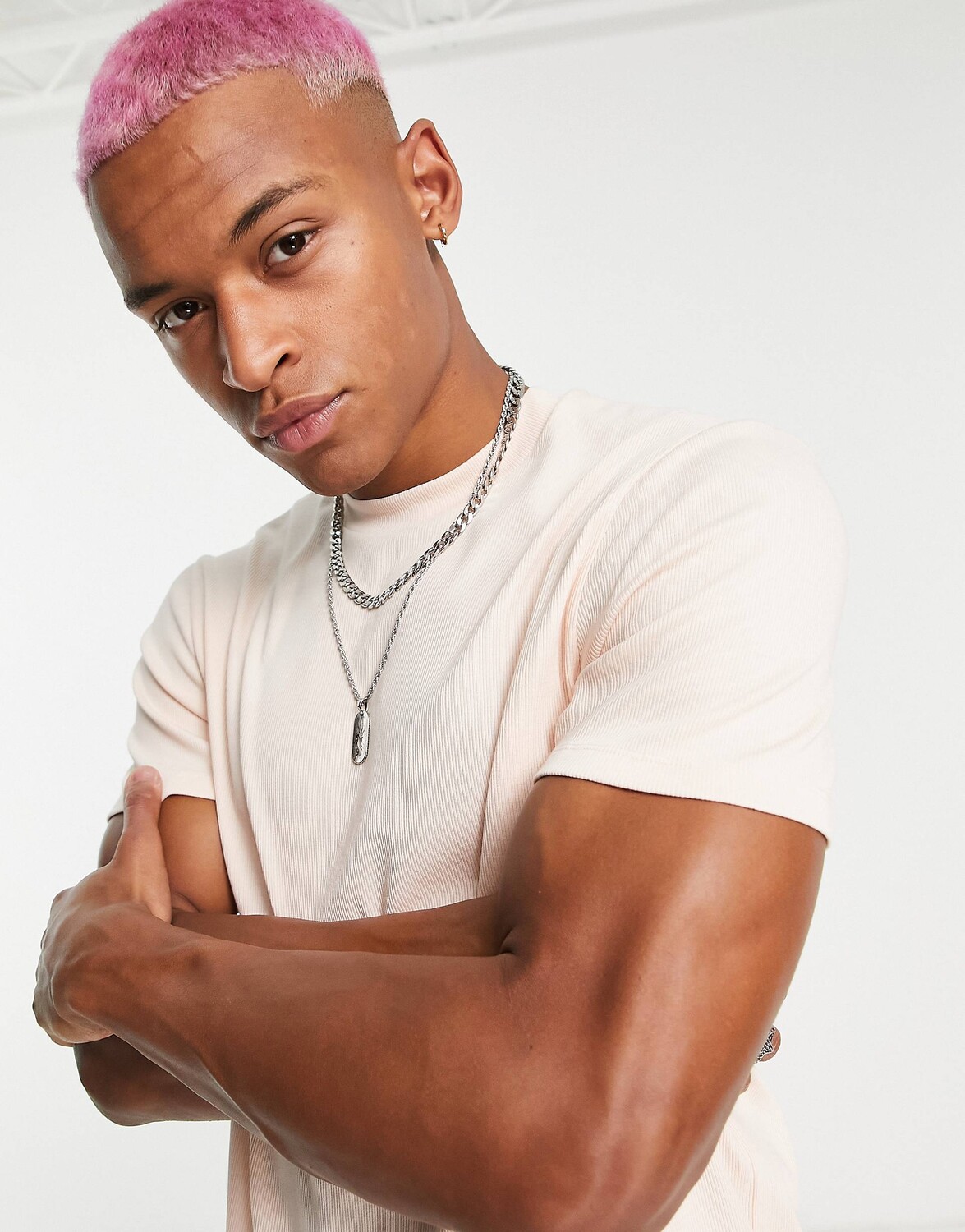 

Светло-розовая футболка в рубчик ASOS DESIGN, Розовый
