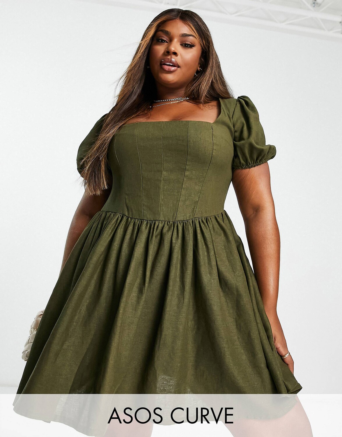 

Корсетное льняное платье мини с пышными рукавами цвета хаки ASOS DESIGN Curve