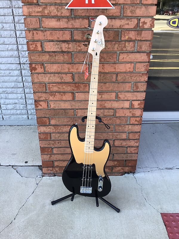 

Паранормальный джазовый бас '54 Squier 0377100506