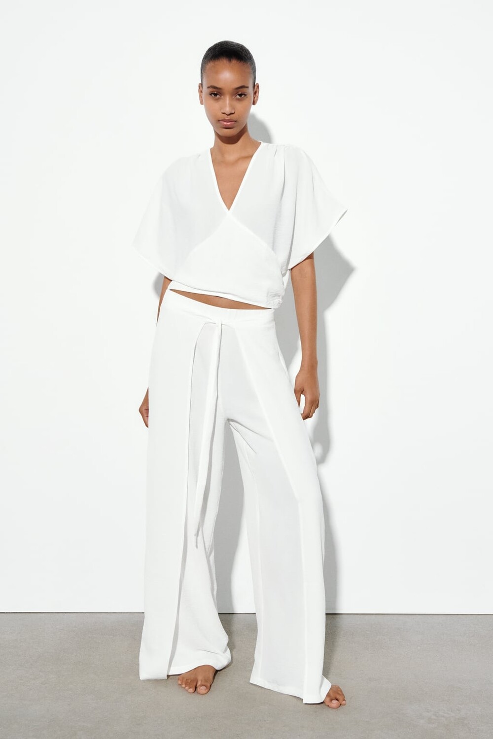 

Брюки ZARA, белый