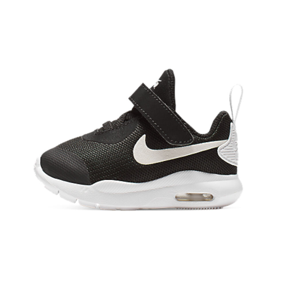 

Кроссовки Nike Air Max Oketo, черный