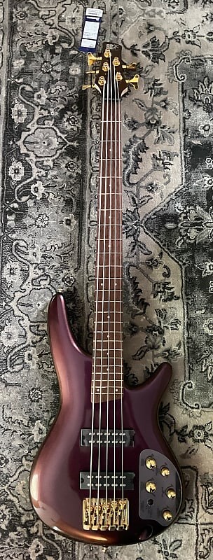 

Ibanez SR Standard SR305EDXRGC 5-струнная электрическая бас-гитара из розового золота Chameleon SR Standard SR305EDXRGC 5-String Electric Bass Rose Gold Chameleon