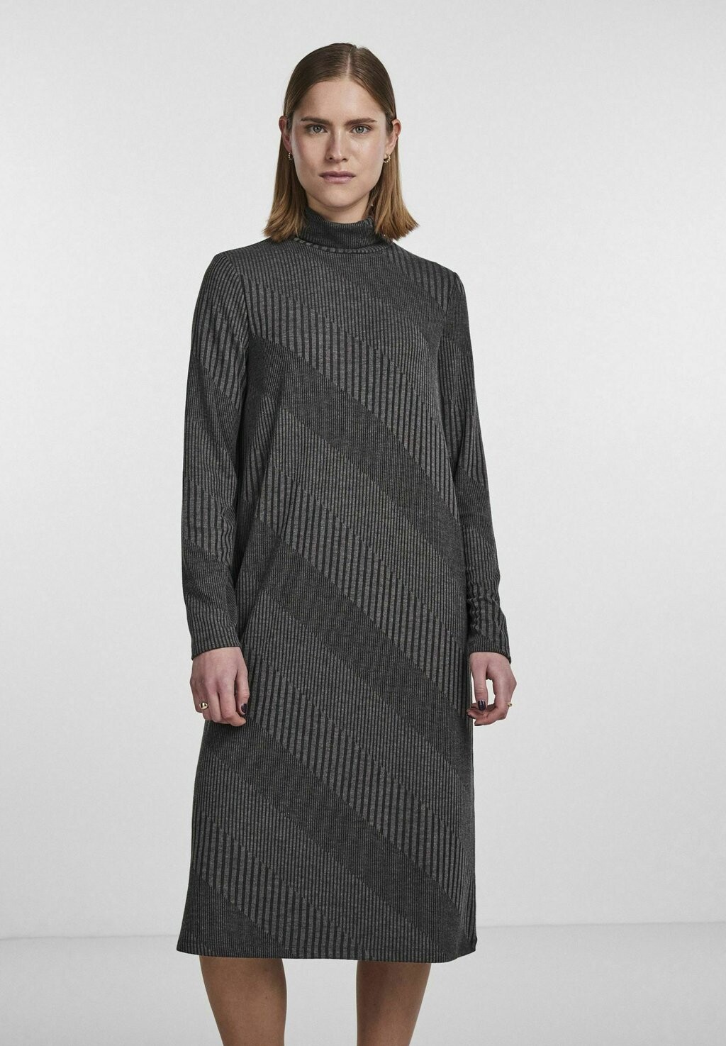 

Платье Pieces PCSARA, цвет dark grey melange