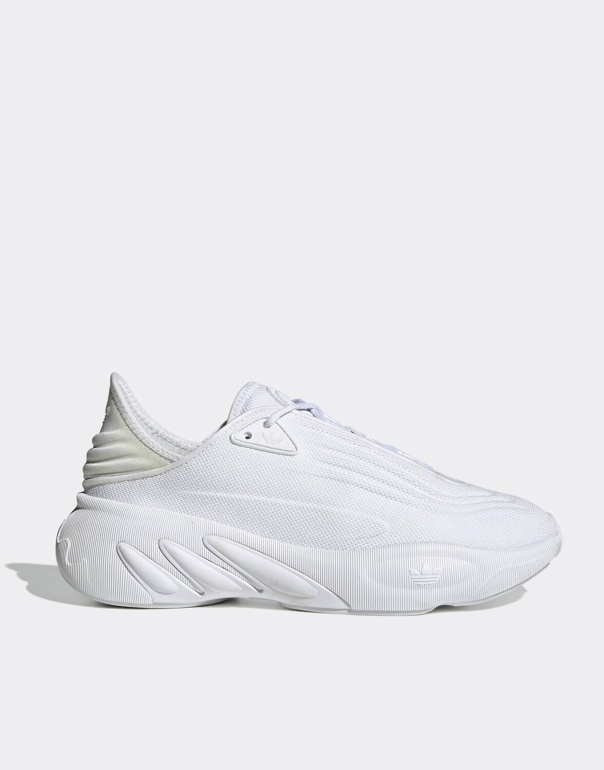 

Белые кроссовки adidas Originals adiFOM SLTN