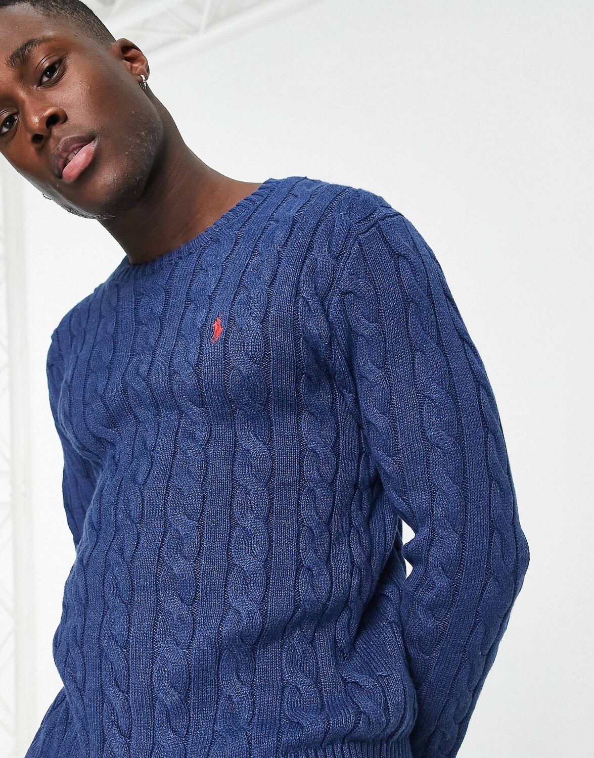 

Темно-синий вязаный джемпер из хлопкового трикотажа с косами и логотипом Polo Ralph Lauren