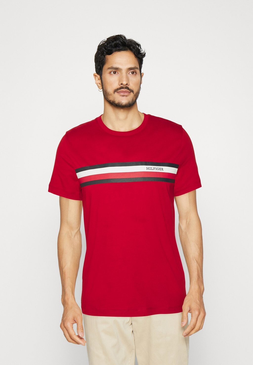 

Футболка с принтом RWB MONOTYPE CHEST STRIPE Tommy Hilfiger, красный аризона