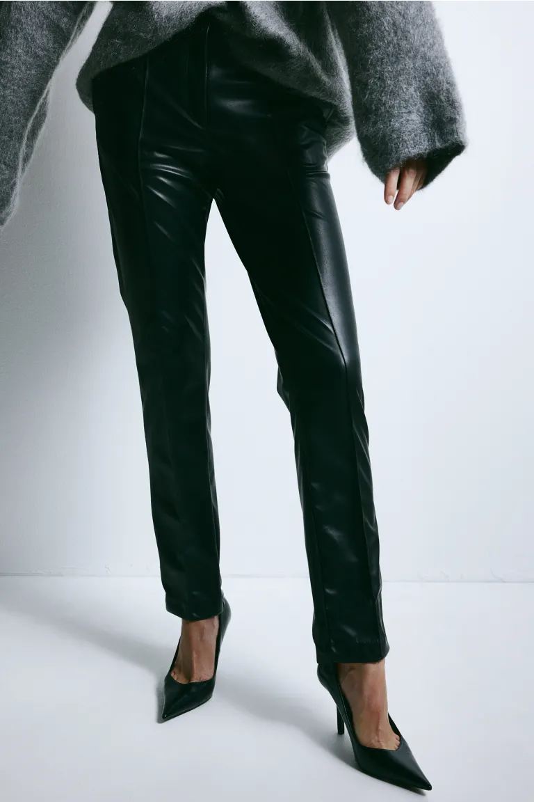 Узкие брюки из ткани с покрытием H&M, черный