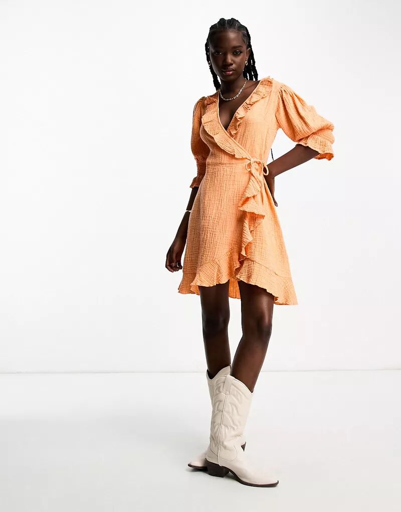 цена Оранжевое платье мини с прозрачными оборками и запахом Wednesday's Girl