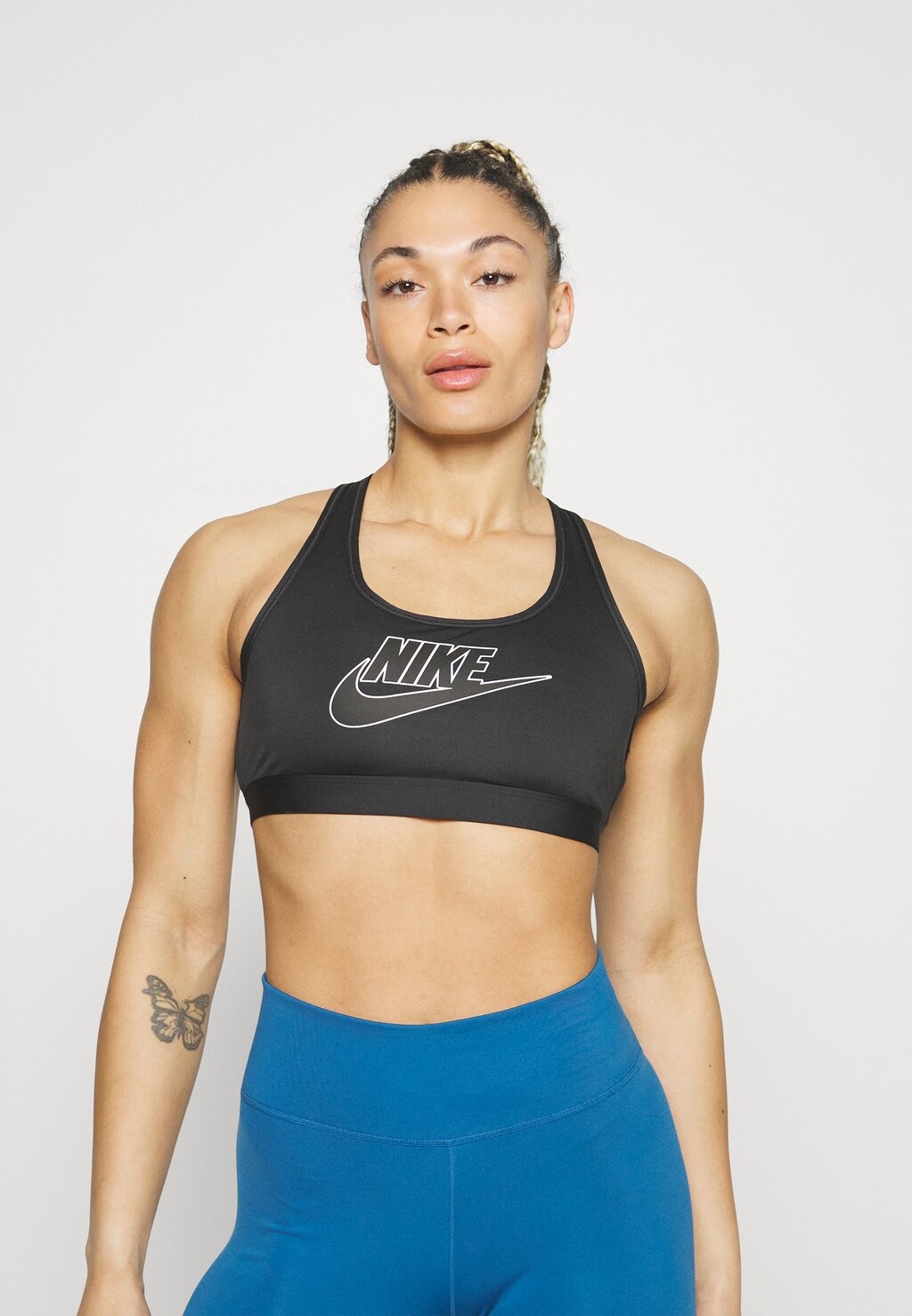 

Спортивный бюстгальтер со средней поддержкой Nike, черный