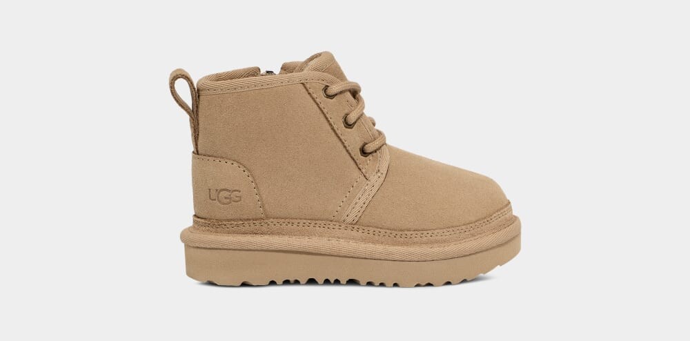

Классические ботинки Neumel II Boot UGG, бежевый