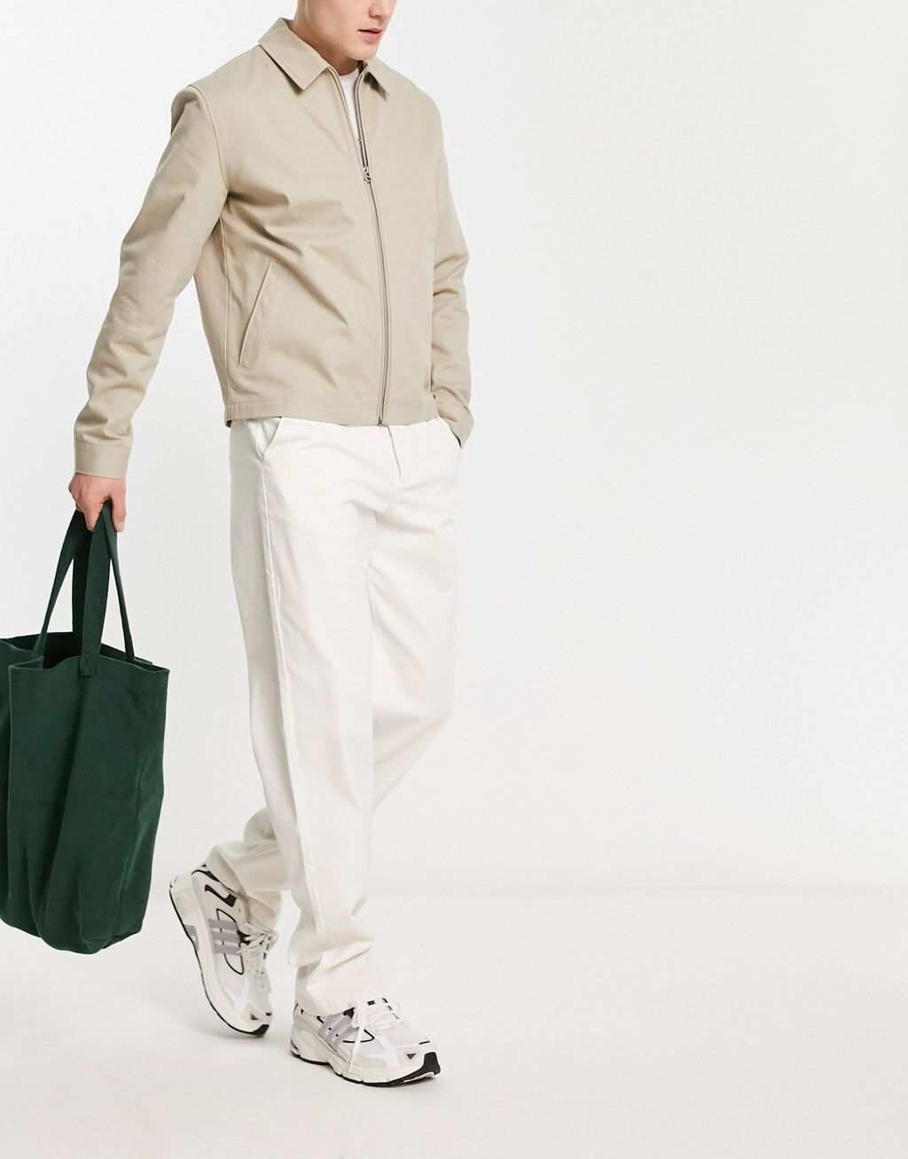 

Свободные брюки чинос цвета экрю ASOS DESIGN