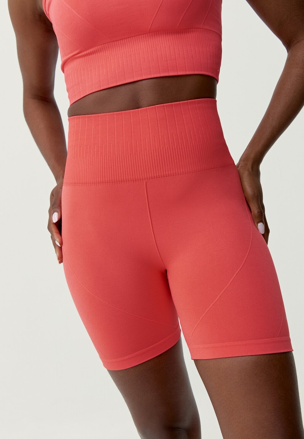 

Леггинсы DANA Born Living Yoga, цвет coral