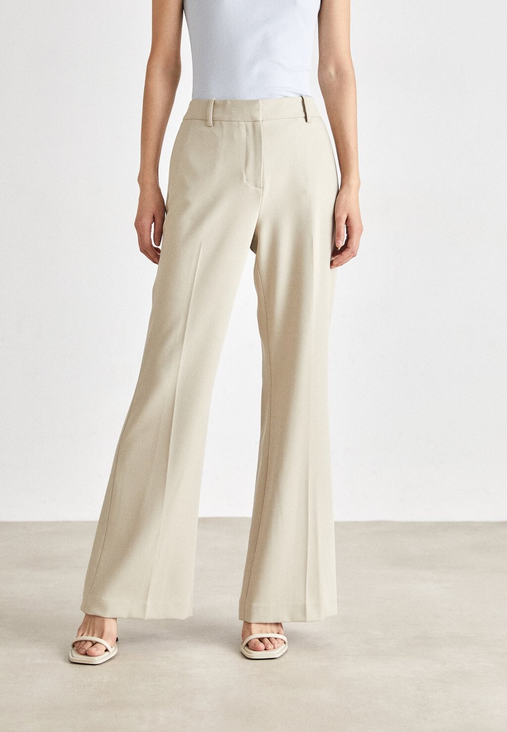 

Тканевые брюки DKNY, белый