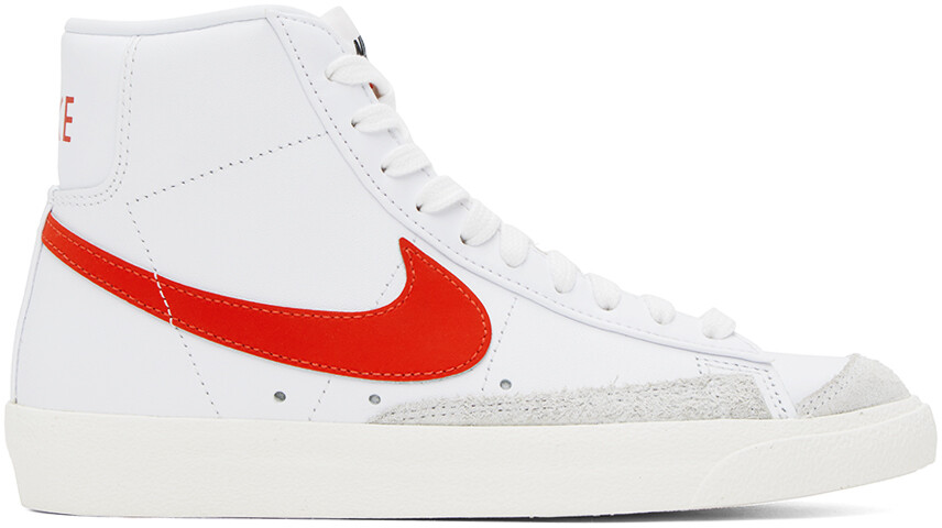 

Бело-красные кроссовки Nike Blazer Mid 77, Красный